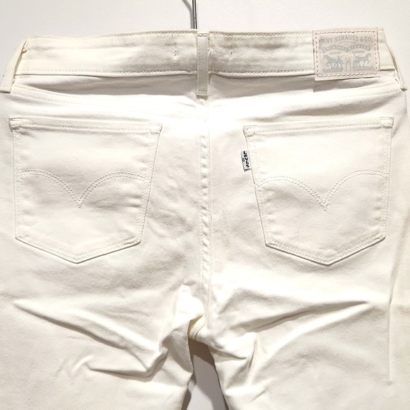 LEVI'S  white,  size  28 - Picture 8 of 14